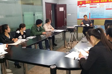 基泰建設公司和路橋公司組織新員工進行入職培訓