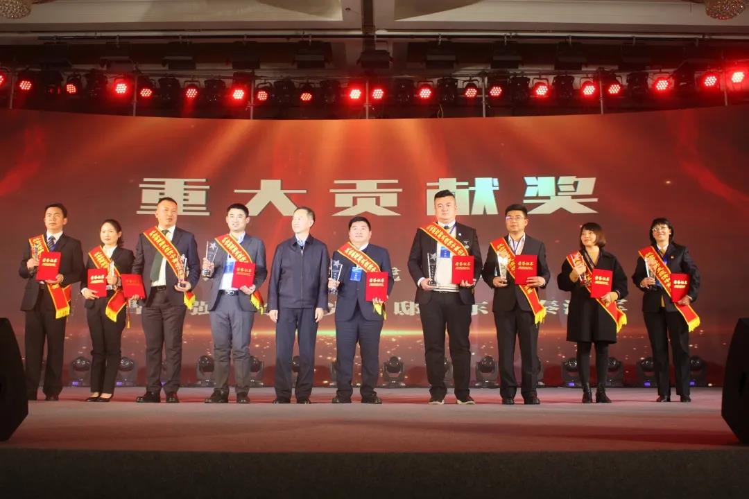 李亞光——抗擊新冠肺炎疫情“重大貢獻”獎！